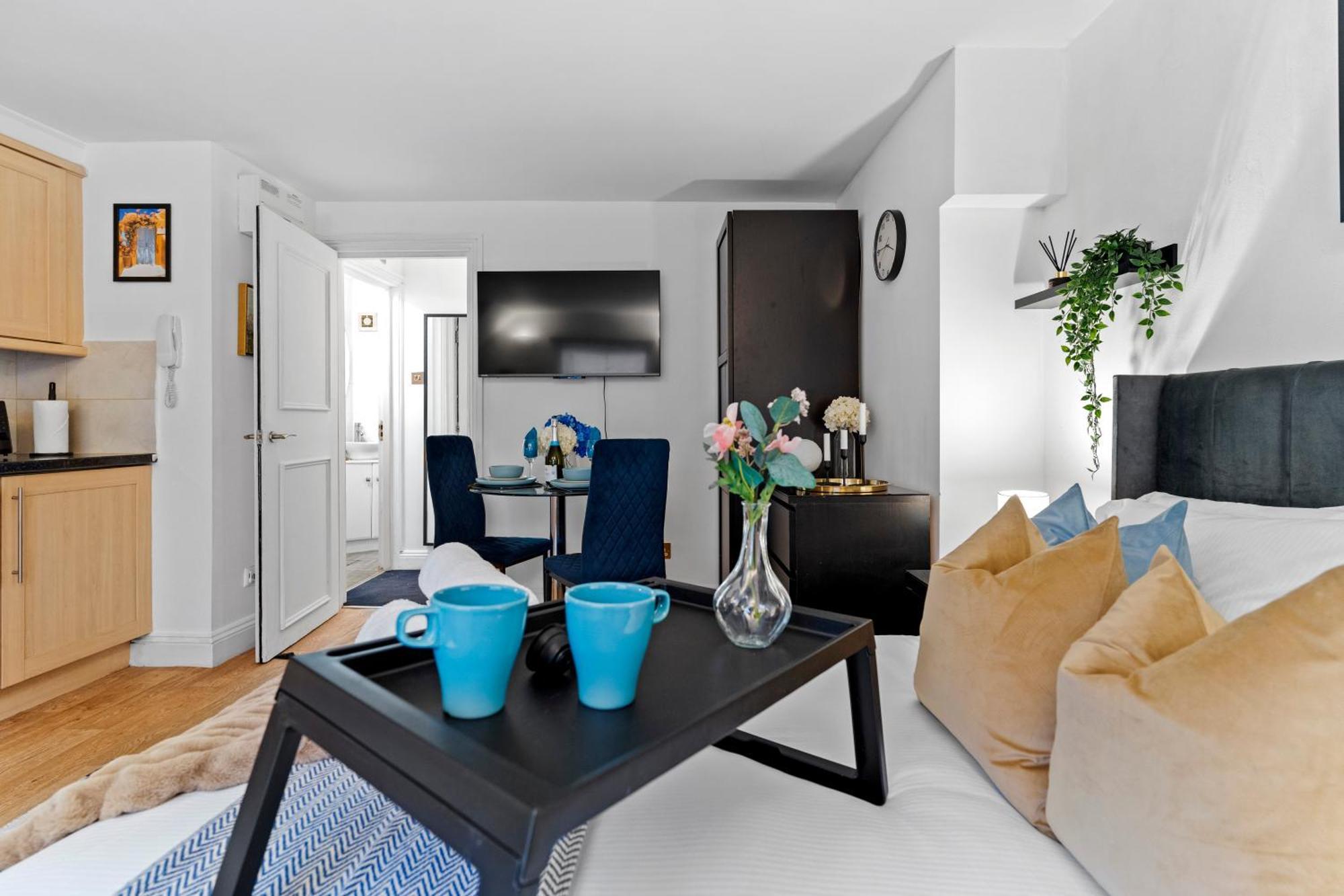 Stylish Studio In Barbican - Prime City Location Leilighet London Eksteriør bilde